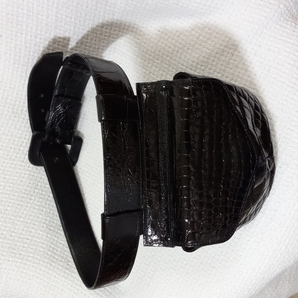 TOWANNY Belt/Fanny Bag Purse 7 X 5.5” Croc 37.5” L Snap/Buckle Close Black NWOT